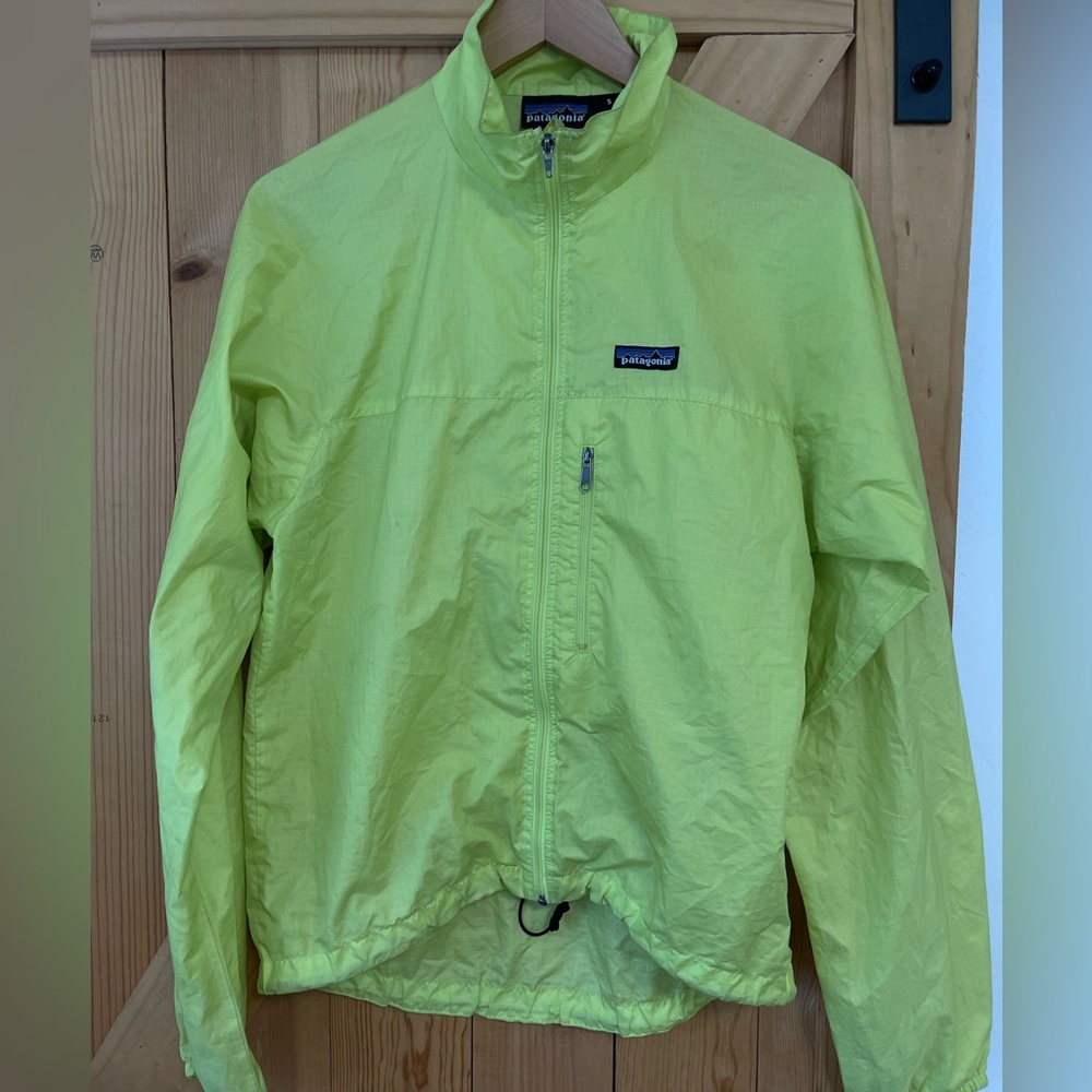 Patagonia wind breaker